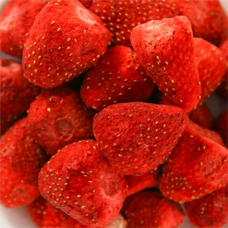 China freeze dried whole strawberries suppliers