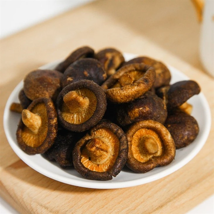 Crispy Shiitake Mushroom Snack
